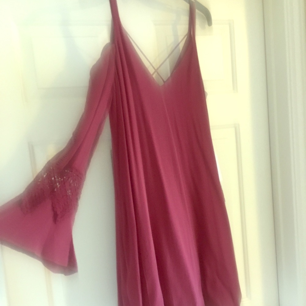 ASTR cold shoulder dress